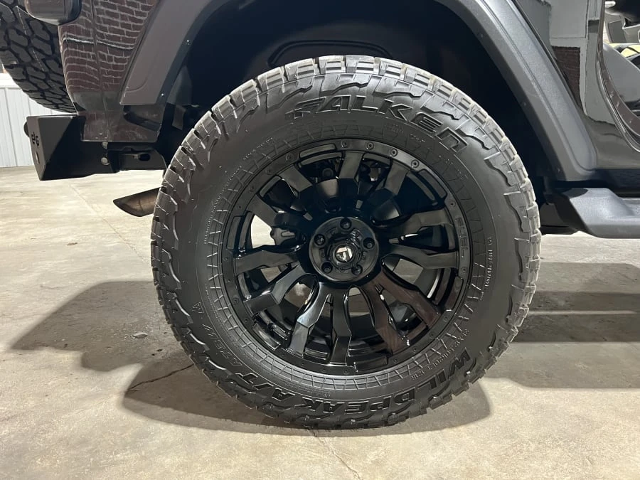 2020 Jeep JL Wrangler - Image 20 of 28