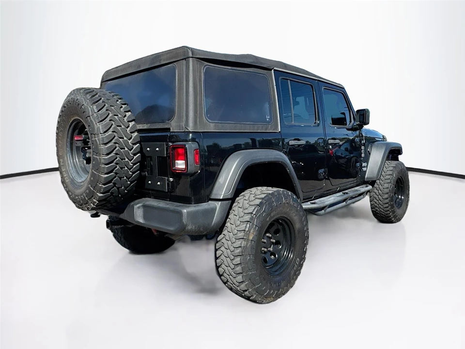 2020 Jeep JL Wrangler - Image 11 of 14