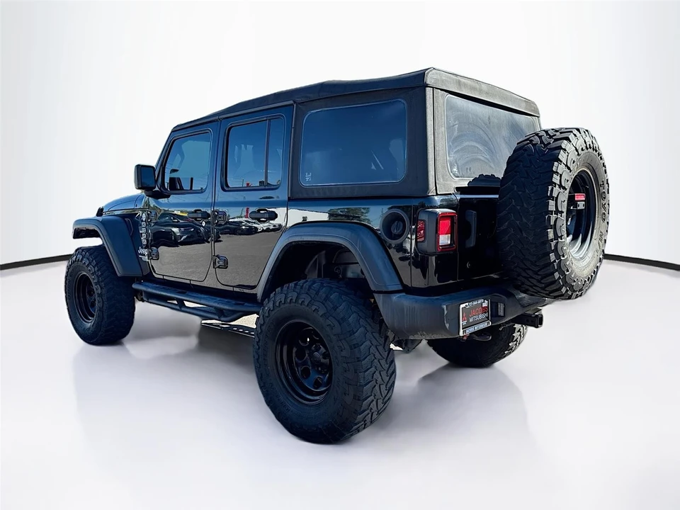 2020 Jeep JL Wrangler - Image 5 of 14