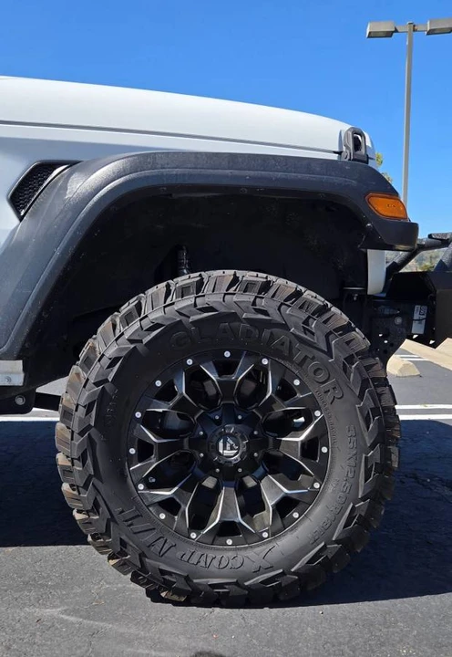 2020 Jeep JL Wrangler - Image 10 of 19