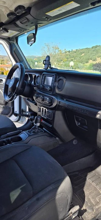 2020 Jeep JL Wrangler - Image 8 of 19