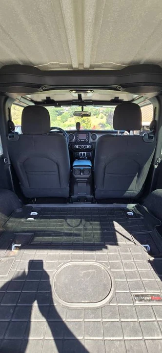 2020 Jeep JL Wrangler - Image 9 of 19