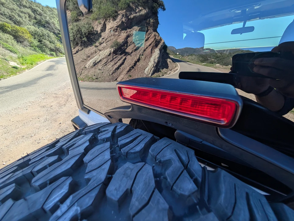 2020 Jeep JL Wrangler - Image 29 of 31