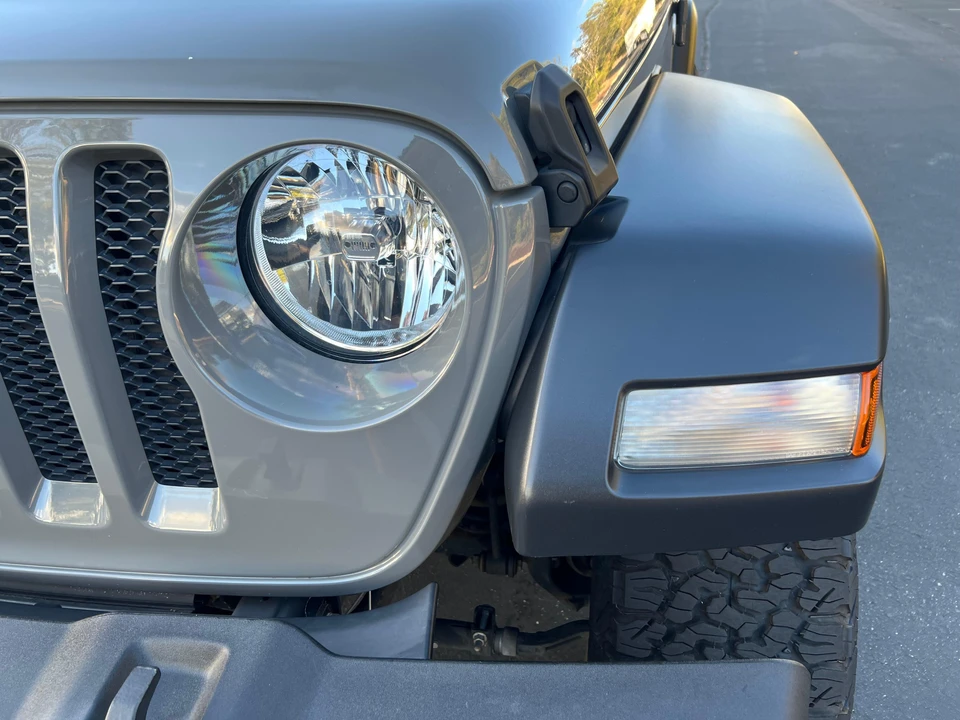 2020 Jeep JL Wrangler - Image 13 of 31