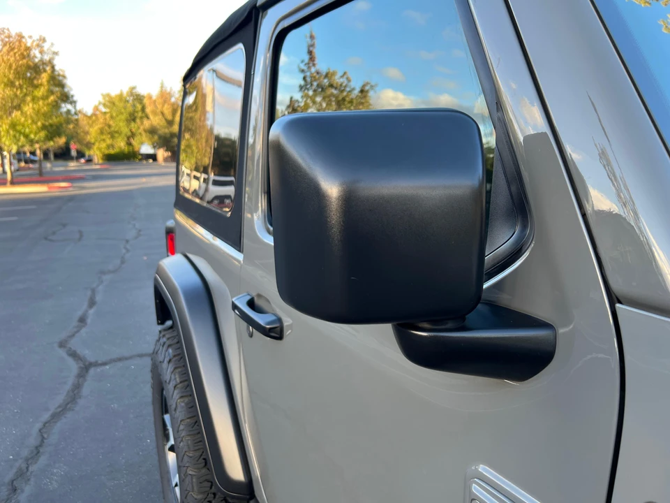 2020 Jeep JL Wrangler - Image 28 of 31