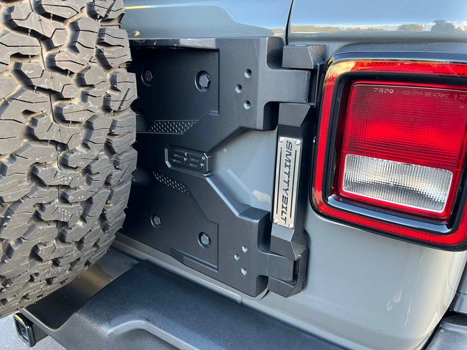2020 Jeep JL Wrangler - Image 21 of 31