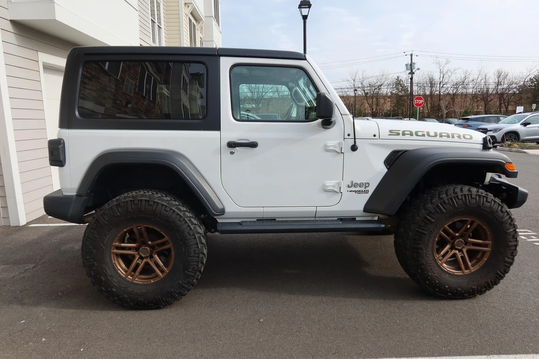 2020 Jeep JL Wrangler - Image 8 of 31