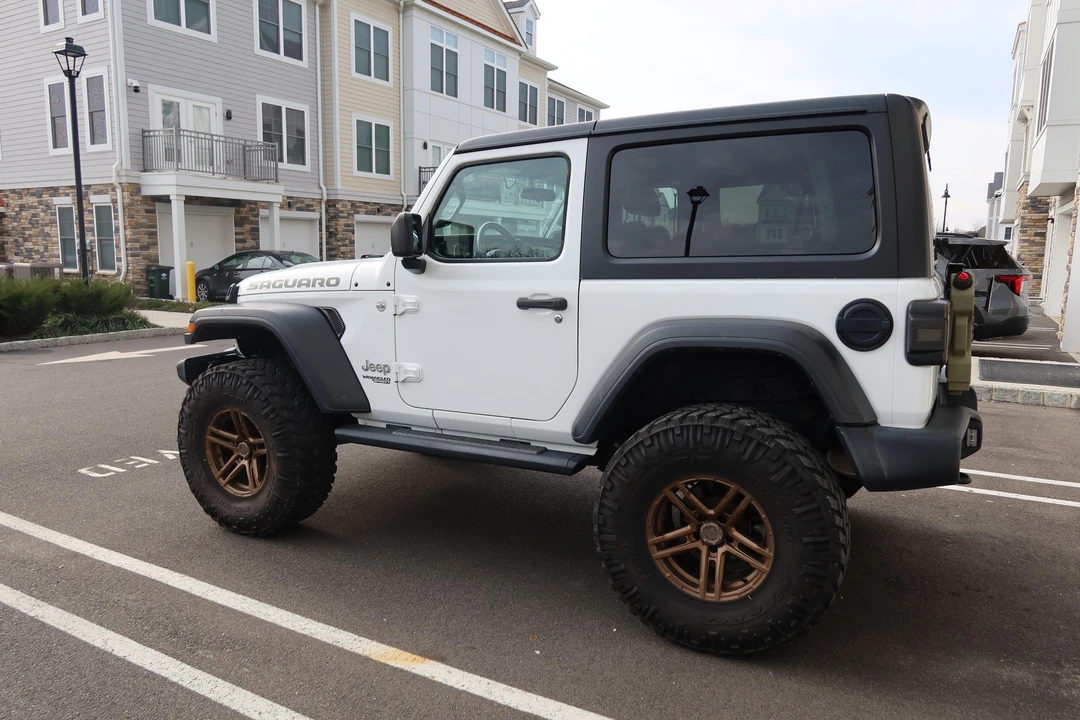 2020 Jeep JL Wrangler - Image 6 of 31