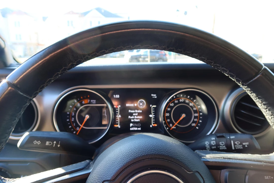 2020 Jeep JL Wrangler - Image 28 of 31