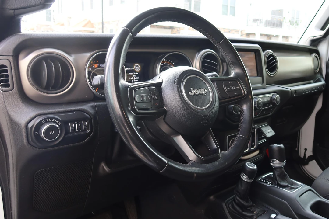 2020 Jeep JL Wrangler - Image 24 of 31