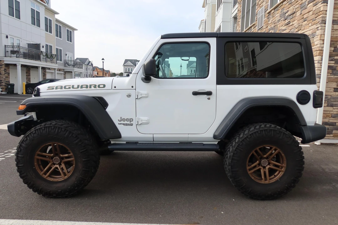 2020 Jeep JL Wrangler - Image 3 of 31