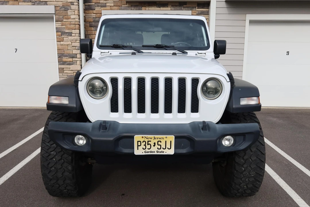 2020 Jeep JL Wrangler - Image 2 of 31