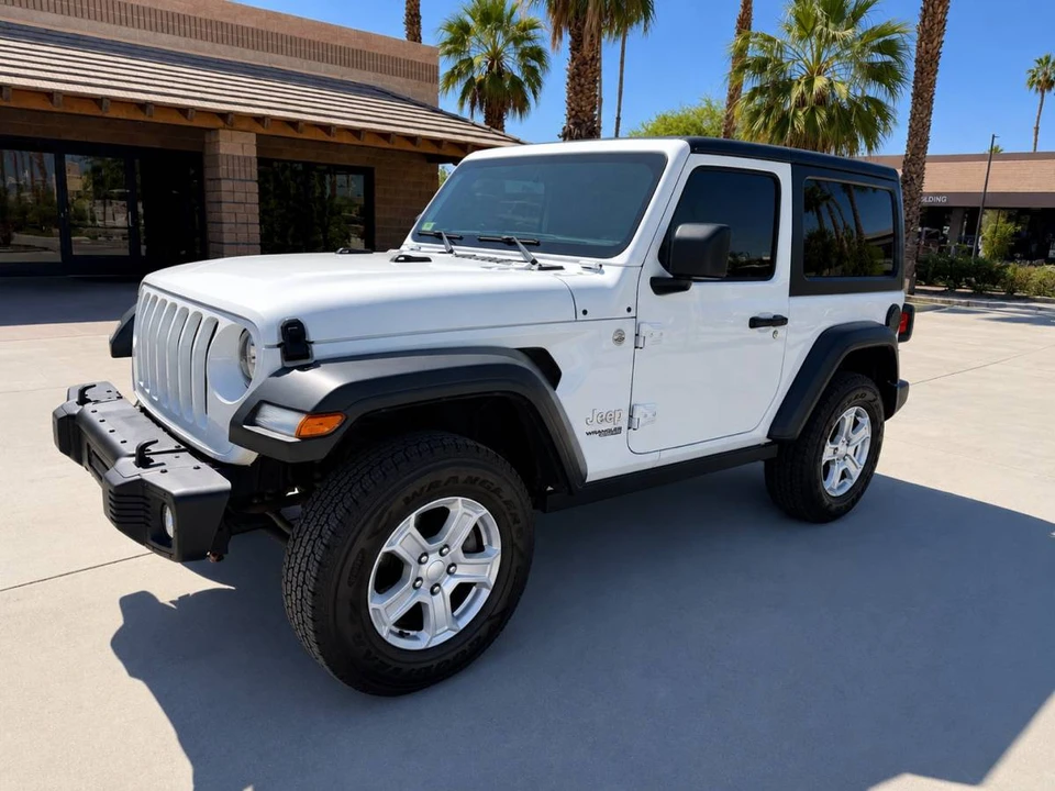 2020 Jeep Wrangler - Image 8 of 18