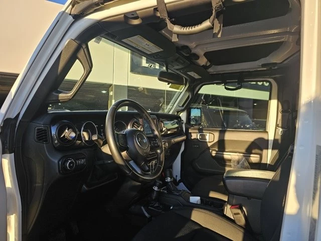 2020 Jeep JL Wrangler - Image 5 of 12