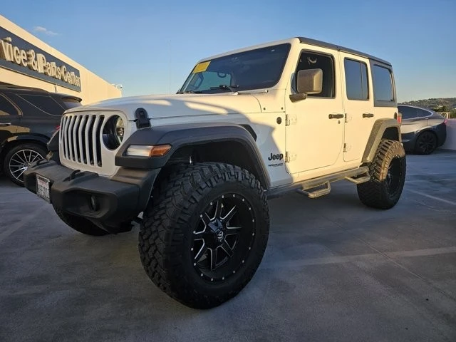 2020 Jeep JL Wrangler - Image 4 of 12
