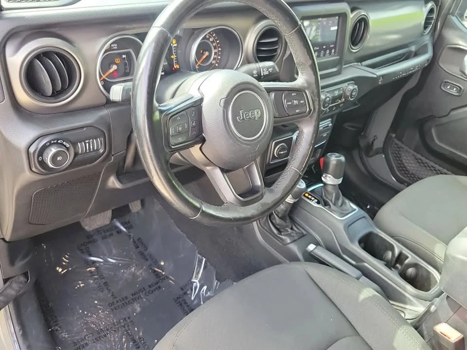 2020 Jeep JL Wrangler - Image 17 of 20