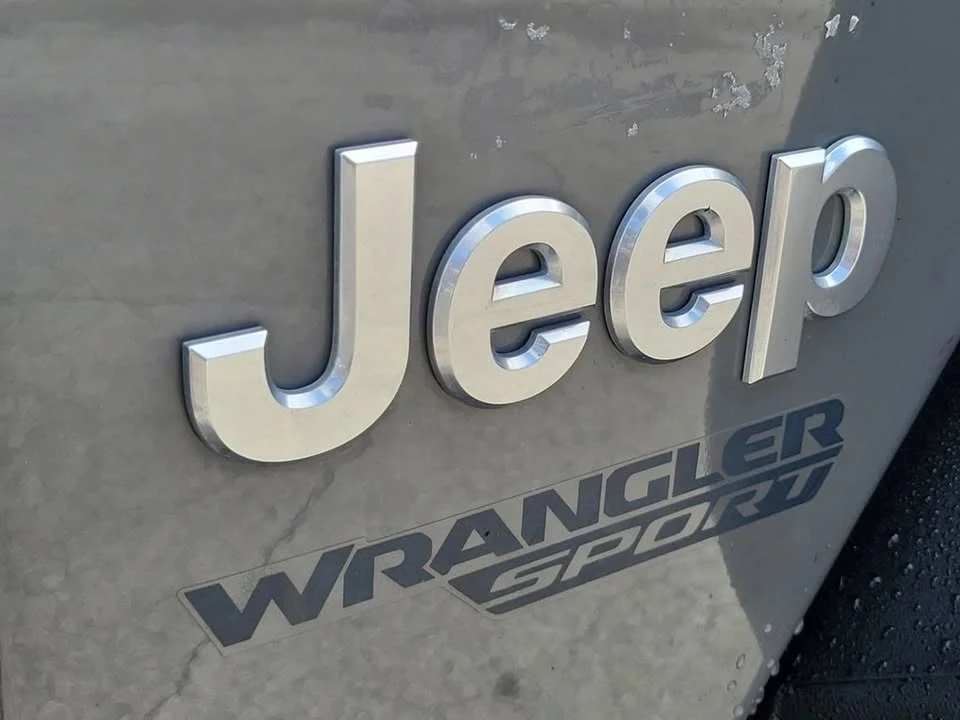 2020 Jeep JL Wrangler - Image 8 of 20