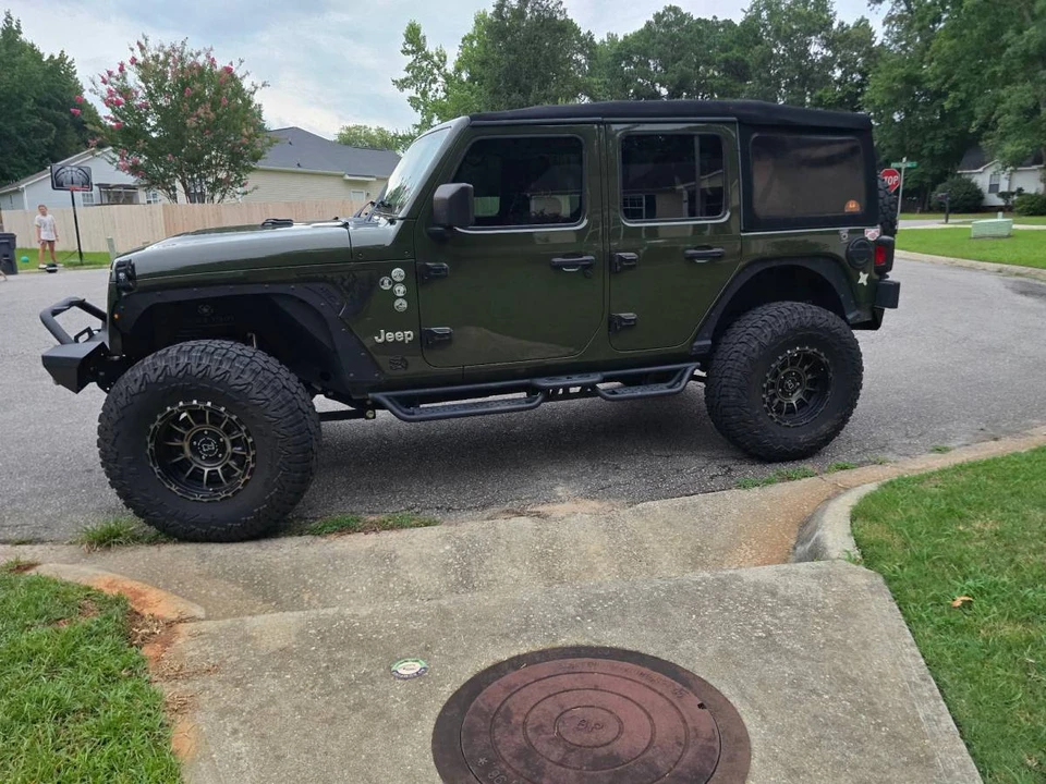 2020 Jeep JL Wrangler - Image 2 of 12