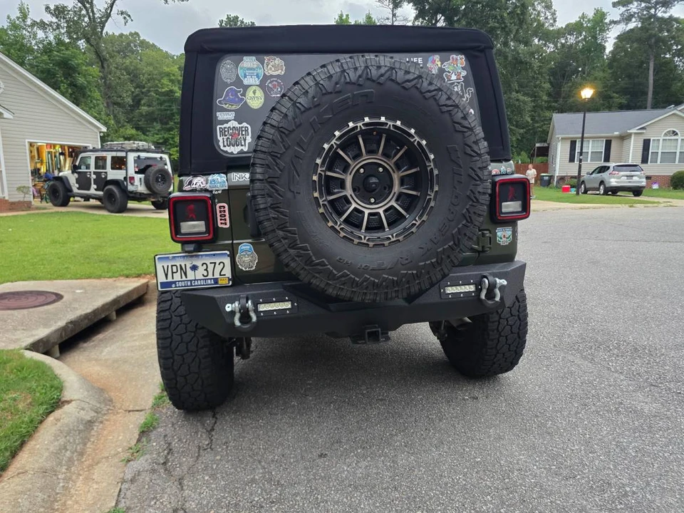 2020 Jeep JL Wrangler - Image 4 of 12