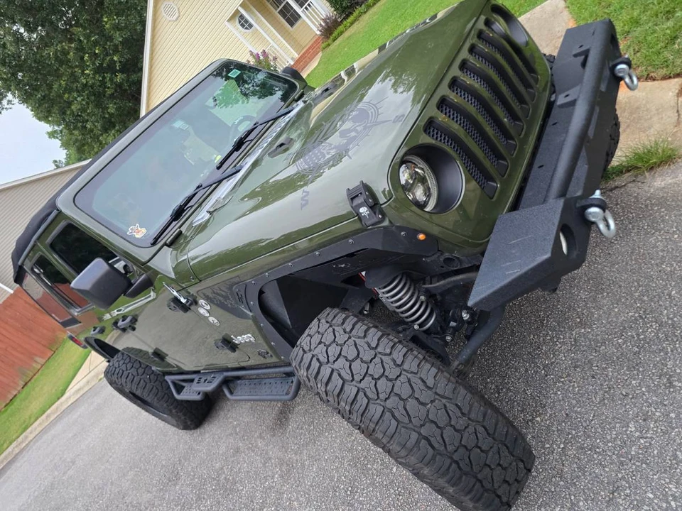 2020 Jeep JL Wrangler - Image 6 of 12