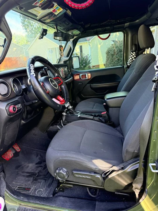 2020 Jeep JL Wrangler - Image 11 of 12