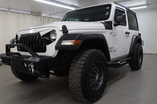 2020 Jeep JL Wrangler - Image 2 of 20
