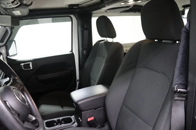 2020 Jeep JL Wrangler - Image 17 of 20