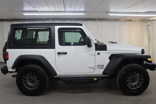 2020 Jeep JL Wrangler - Image 7 of 20