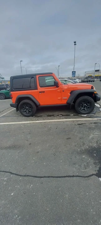 2020 Jeep JL Wrangler - Image 2 of 6