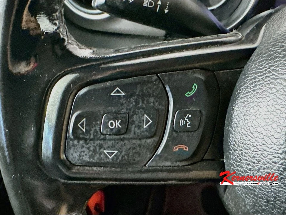 2020 Jeep JL Wrangler - Image 23 of 24