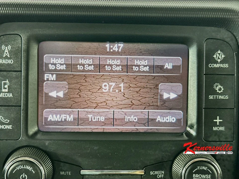 2020 Jeep JL Wrangler - Image 17 of 24