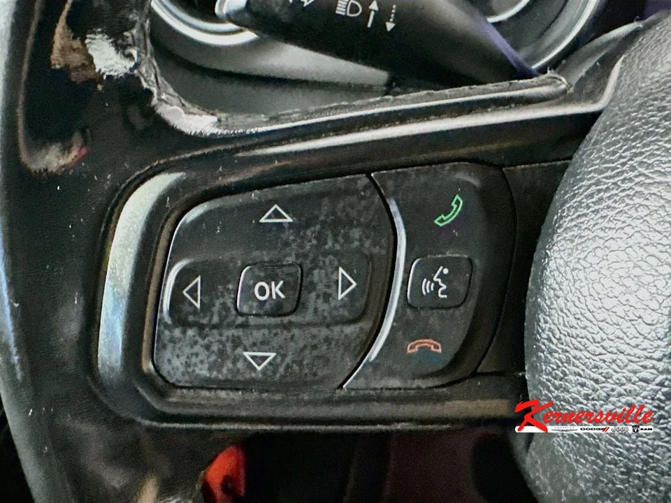 2020 Jeep JL Wrangler - Image 23 of 24