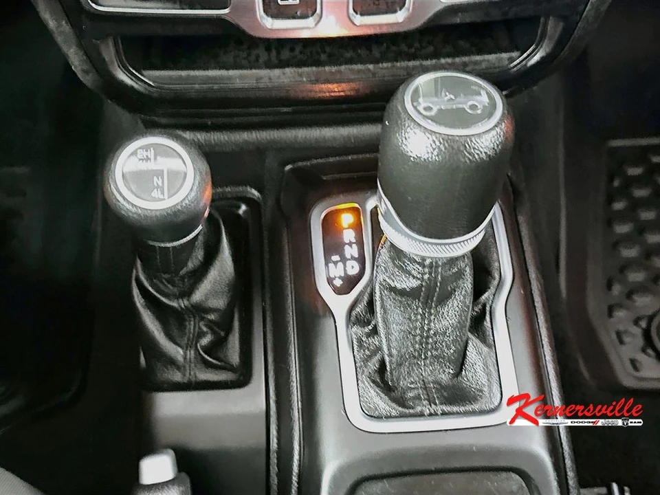 2020 Jeep JL Wrangler - Image 16 of 24