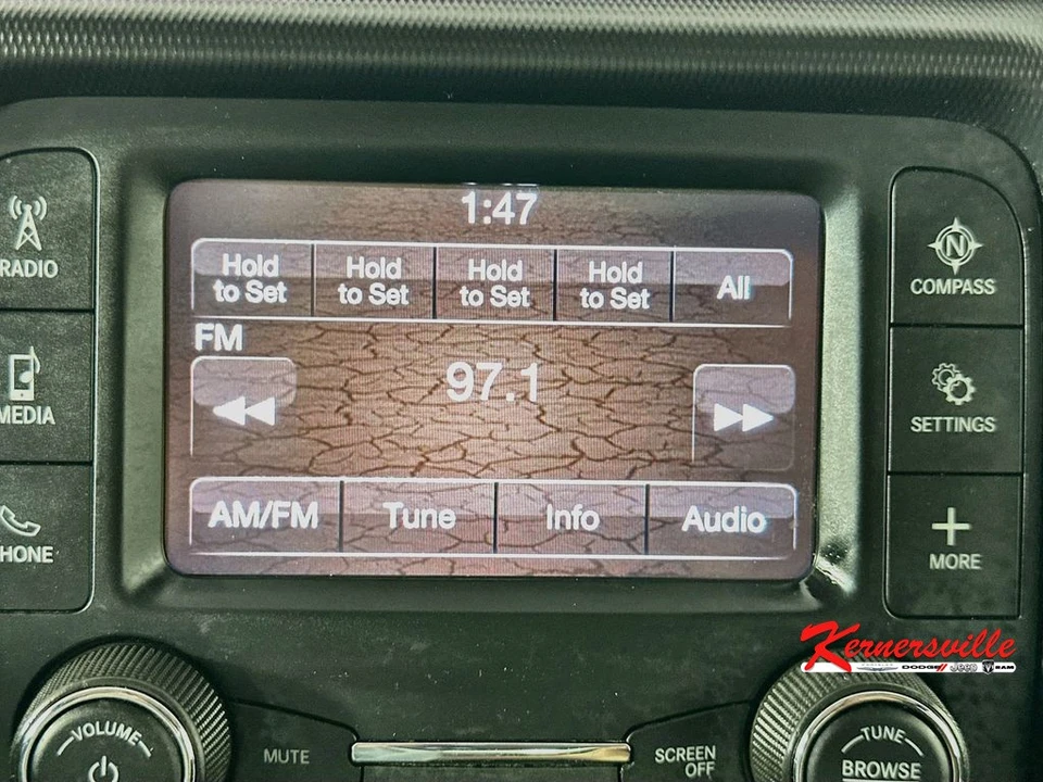 2020 Jeep JL Wrangler - Image 17 of 24