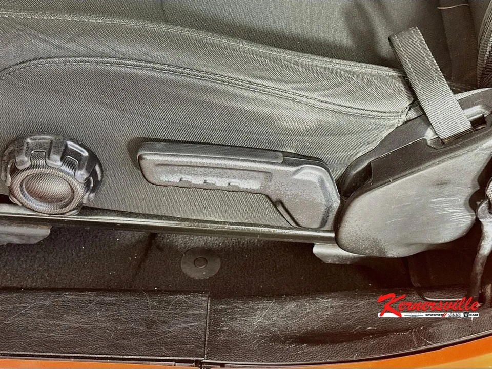 2020 Jeep JL Wrangler - Image 21 of 24