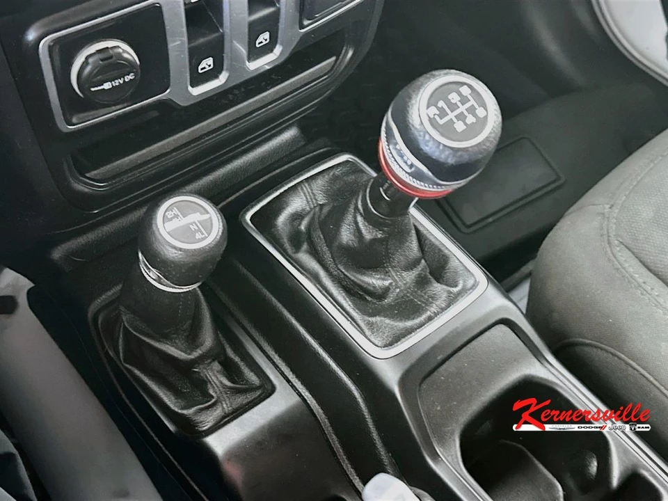 2020 Jeep JL Wrangler - Image 16 of 24