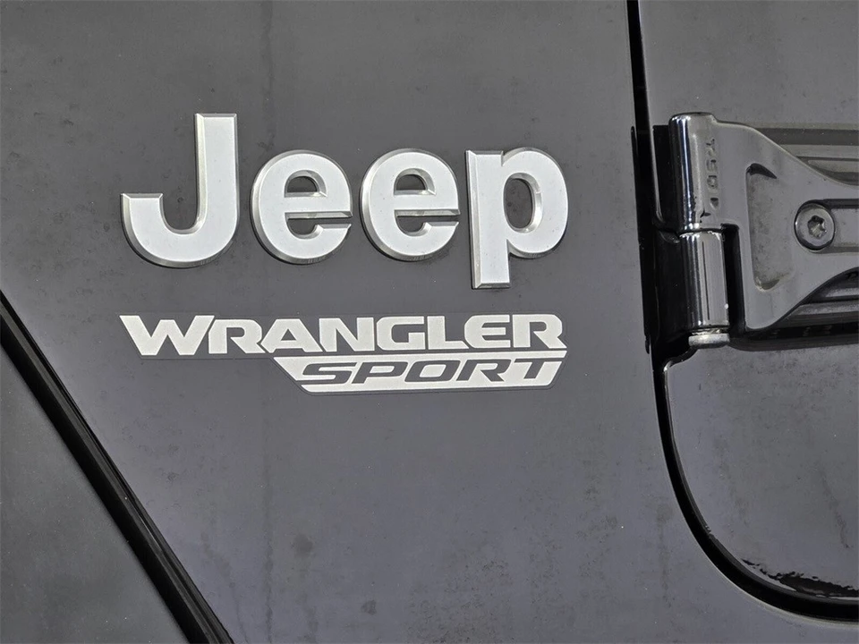 2020 Jeep JL Wrangler - Image 6 of 12