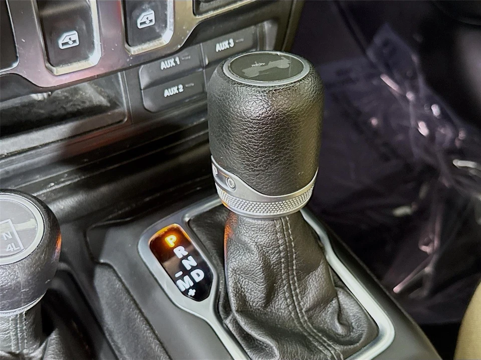 2020 Jeep JL Wrangler - Image 16 of 21