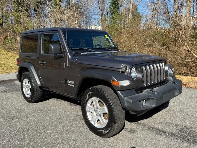 2020 Jeep JL Wrangler - Image 4 of 12