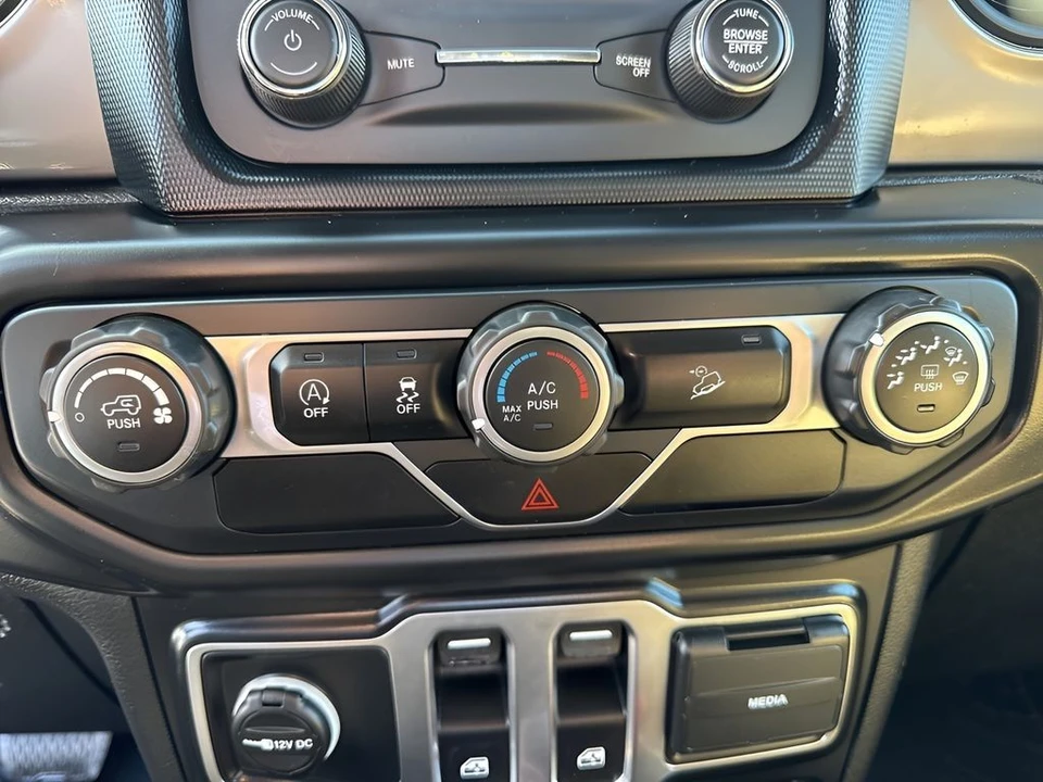 2020 Jeep JL Wrangler - Image 15 of 21