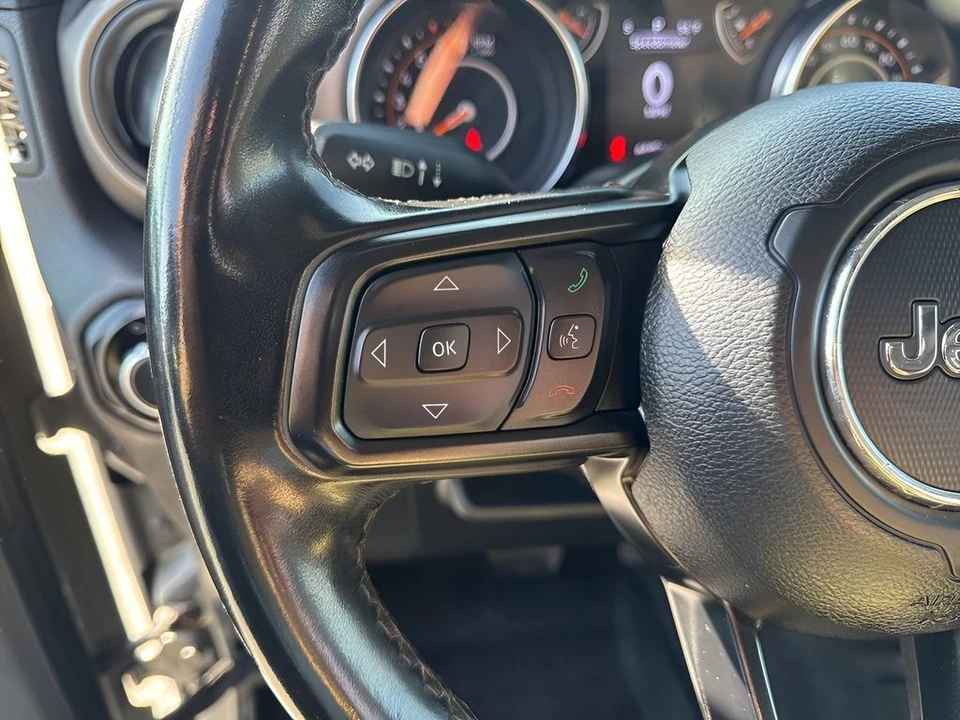 2020 Jeep JL Wrangler - Image 11 of 21
