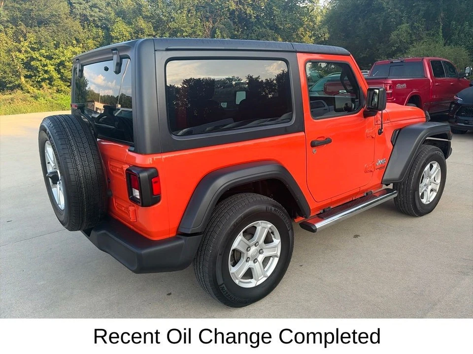 2020 Jeep JL Wrangler - Image 8 of 23