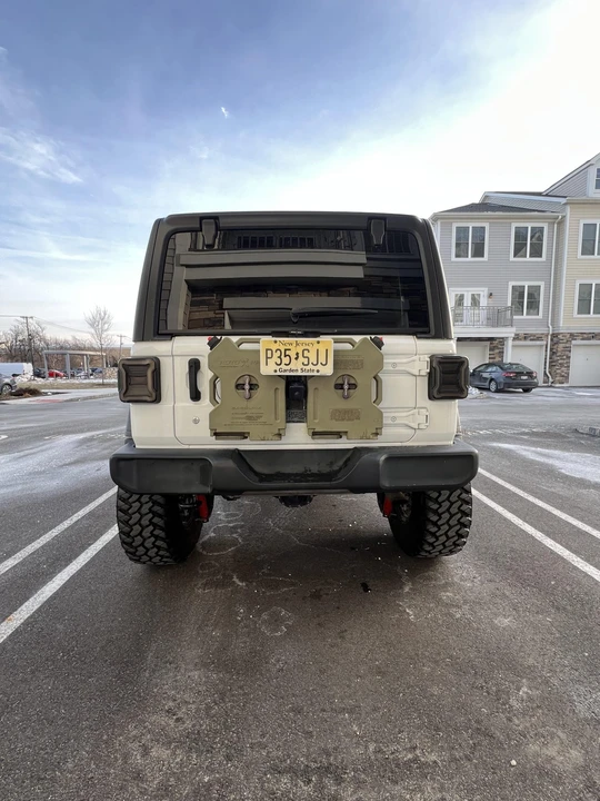 2020 Jeep JL Wrangler - Image 7 of 31