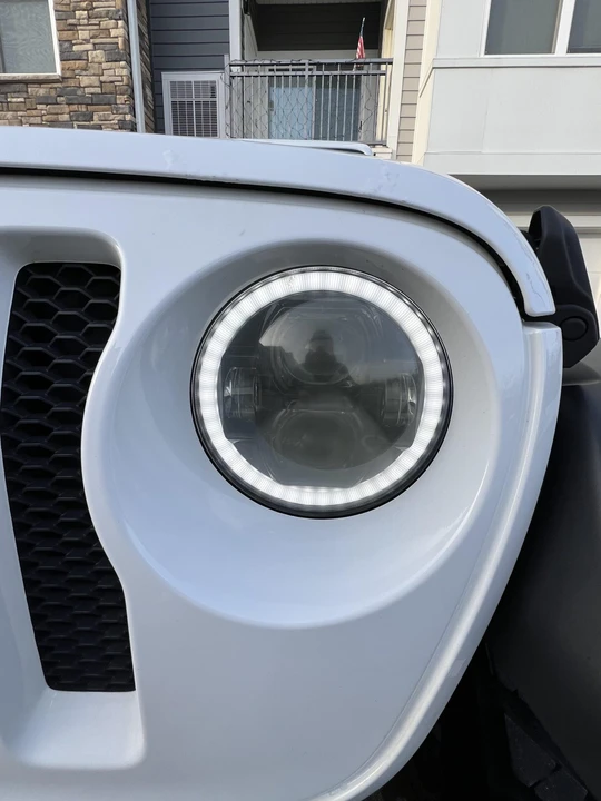 2020 Jeep JL Wrangler - Image 12 of 31
