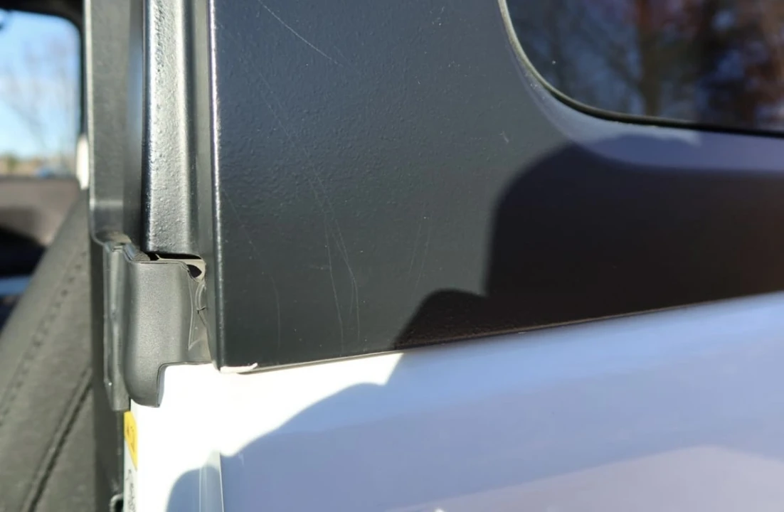 2020 Jeep JL Wrangler - Image 18 of 31
