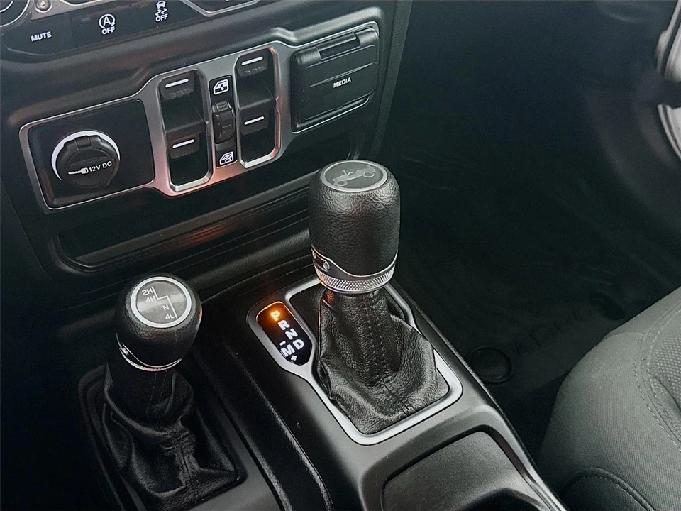 2020 Jeep JL Wrangler - Image 16 of 21
