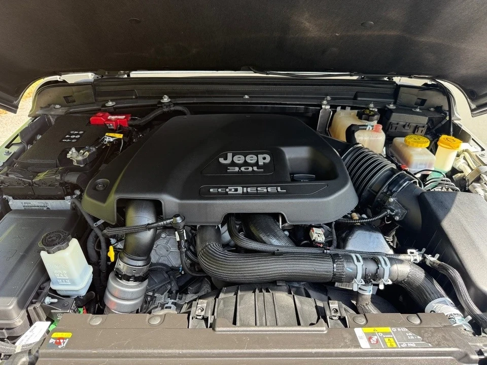 2020 Jeep JL Wrangler - Image 11 of 21
