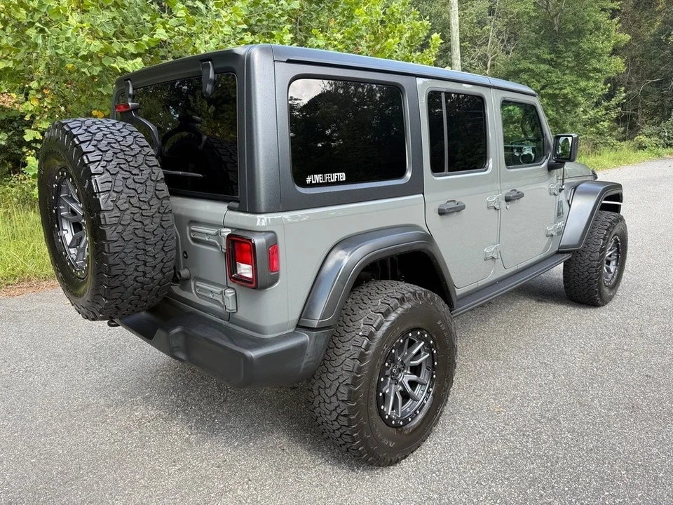 2020 Jeep JL Wrangler - Image 6 of 21