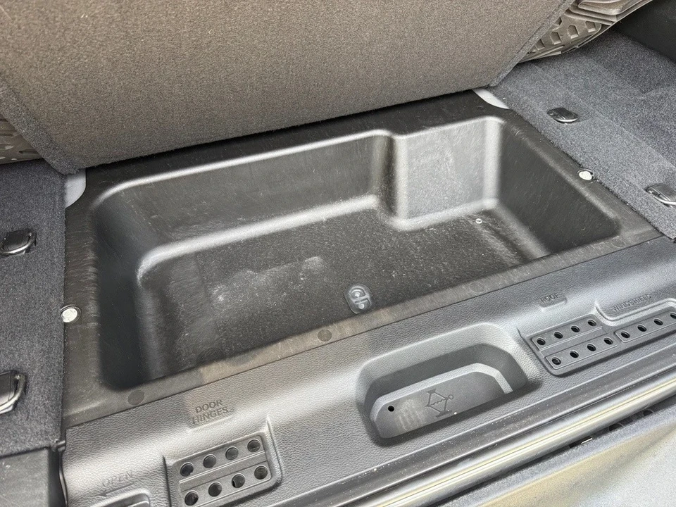 2020 Jeep JL Wrangler - Image 19 of 21