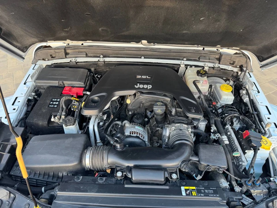 2020 Jeep JL Wrangler - Image 7 of 7